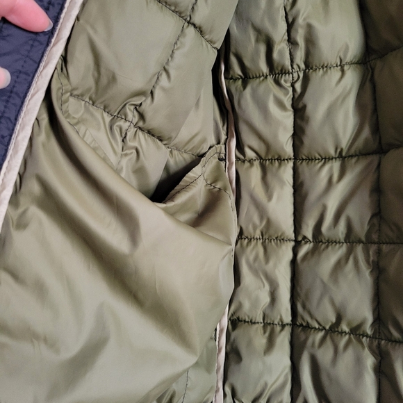 Fitted Lightweight Quilted Puffer Black Jacket Water Resistant - Picture 8 of 10